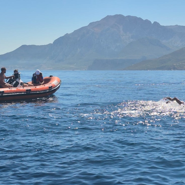 Tuna Tunca, Cebelitarık Boğazı'nı geçen otizmli ilk Türk sporcu oldu