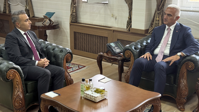 Kültür ve Turizm Bakanı Ersoy, Ardahan'da ziyaretlerde bulundu