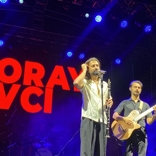 Koray Avcı Bilecik'te konser verdi