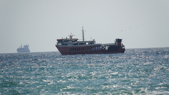 Tekirdağ'da poyraz 2 gündür deniz ulaşımını olumsuz etkiliyor