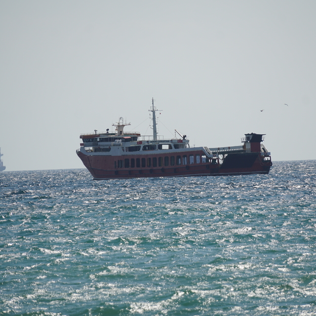 Tekirdağ'da poyraz 2 gündür deniz ulaşımını olumsuz etkiliyor