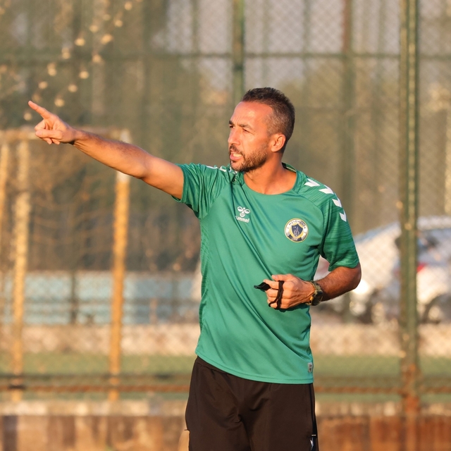 Menemen FK dersini aldı