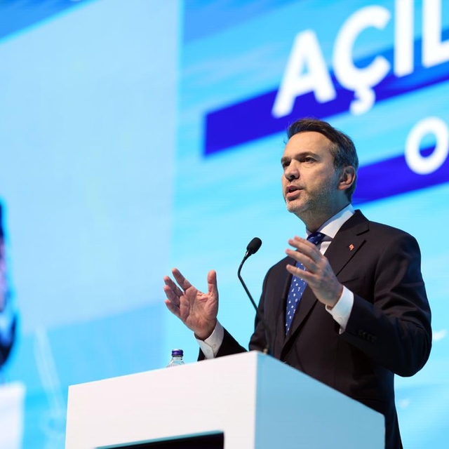 Enerji ve Tabii Kaynaklar Bakanı Bayraktar, 14. Türkiye Rüzgar Enerjisi Kon...