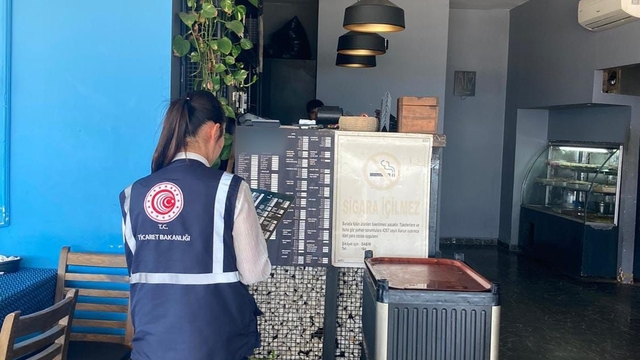Mersin'de fiyat etiketi ve haksız fiyat artışı denetimlerinde 626 bin 868 lira ceza kesildi
