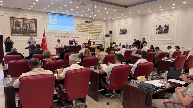 Kırklareli Belediye meclisi altyapının yenilenmesini kabul etti