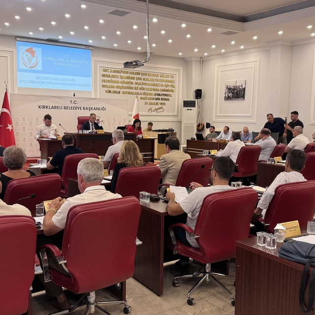 Kırklareli Belediye meclisi altyapının yenilenmesini kabul etti