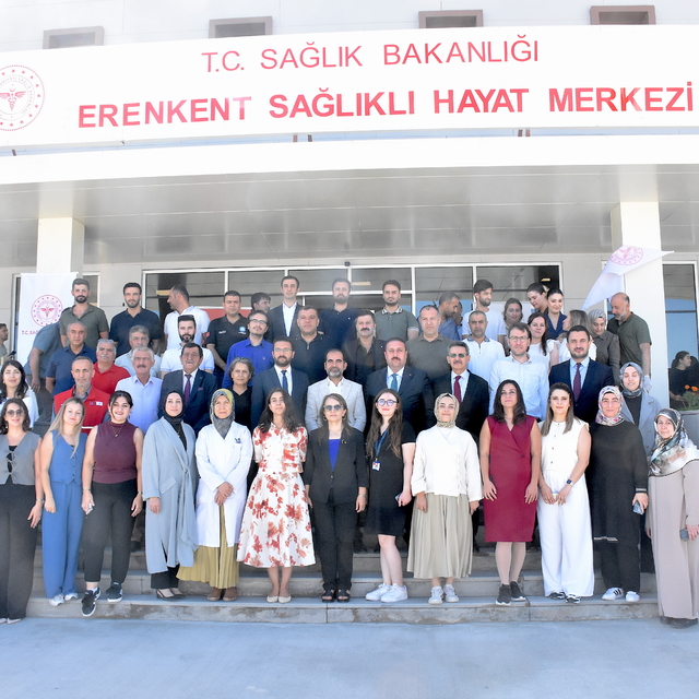 Edremit Erenkent Aile Sağlıklı Hayat Merkezi'nin açılışı yapıldı