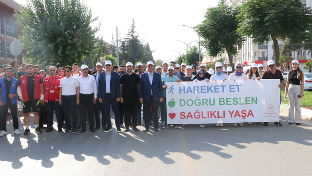 Kilis'te sağlıklı yaşama dikkat çekmek için yürüyüş düzenlendi