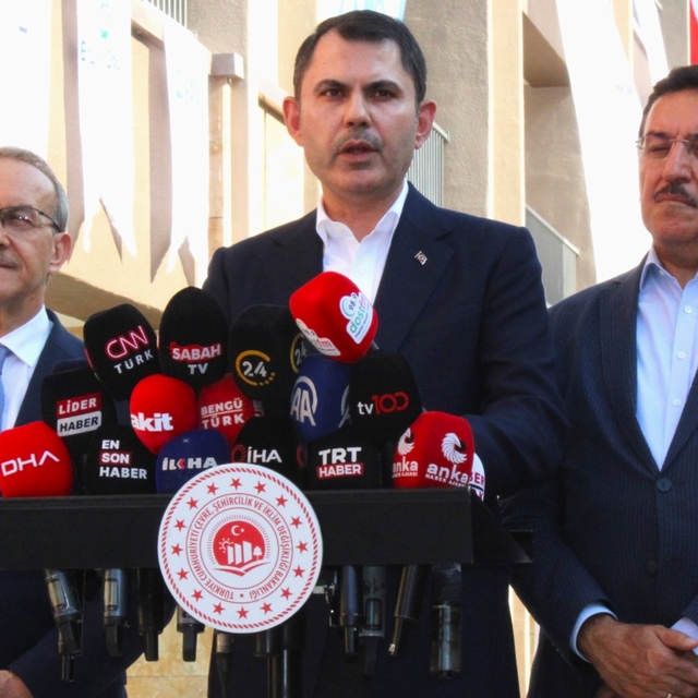 Bakan Kurum: Saatte 23, günde 550 konut yapıyoruz