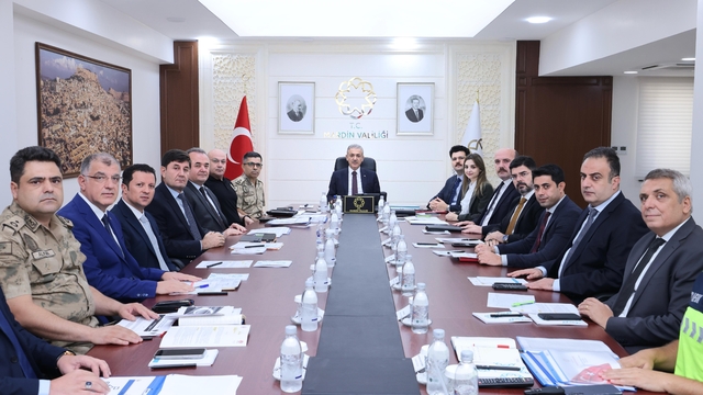 Mardin'de düzenlenen toplantıda yeni eğitim öğretim yılı hazırlıkları görüşüldü