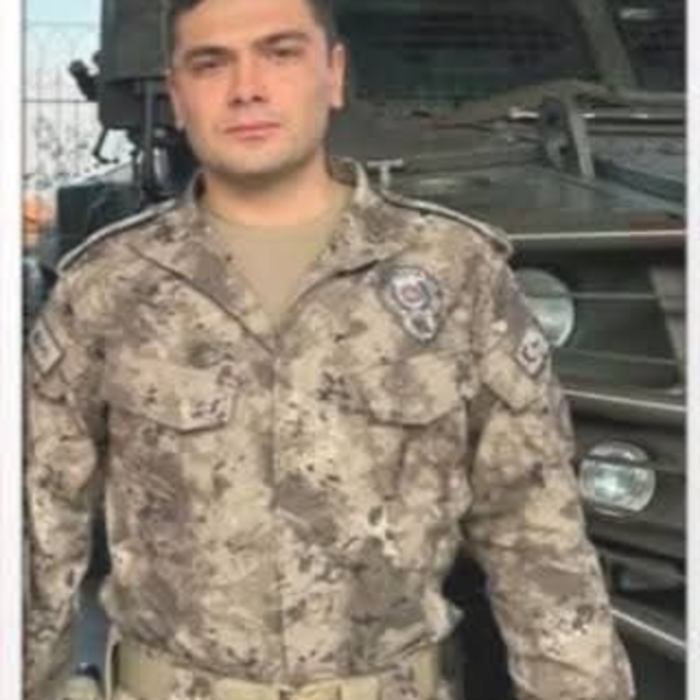 Özel hareket polisi, ağır makineli silahın kazaen ateş alması sonucu şehit...