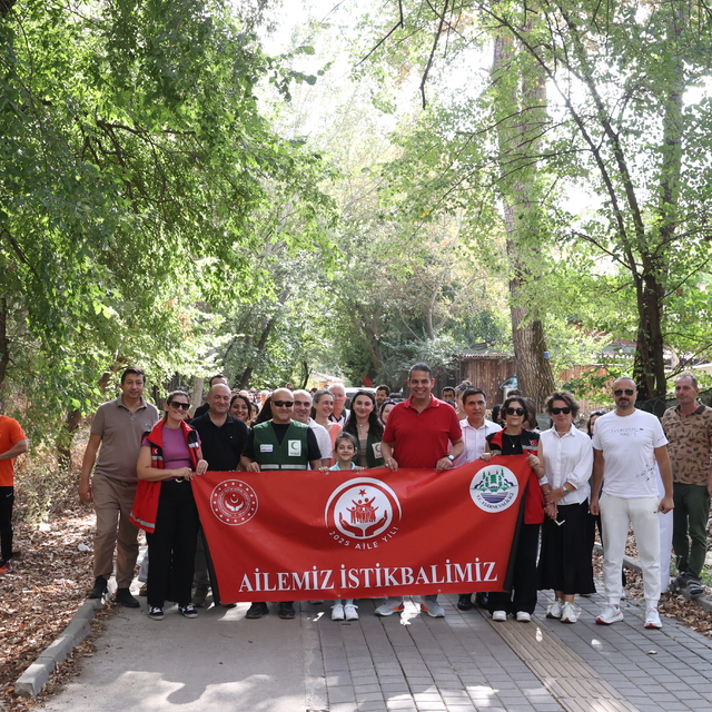 Edirne'de sağlıklı yaşama dikkat çekmek için yürüyüş düzenlendi