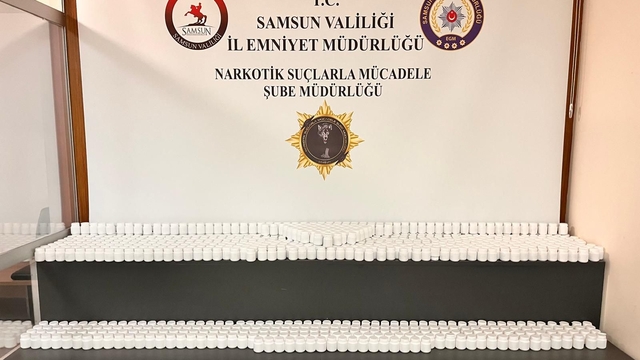 Samsun'da 68 bin 219 sentetik ecza hapı ele geçirildi