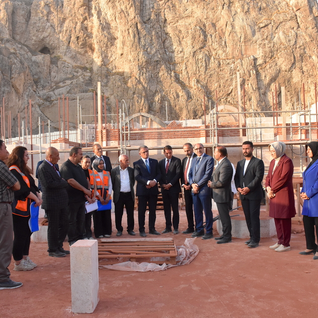 "Eski Van Şehri" tarihi yapılarıyla ayağa kaldırılıyor