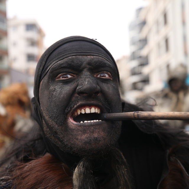 Balıkesir'in kurtuluş yıl dönümü geleneksel "Tülütabaklar" gösterisiyle kut...