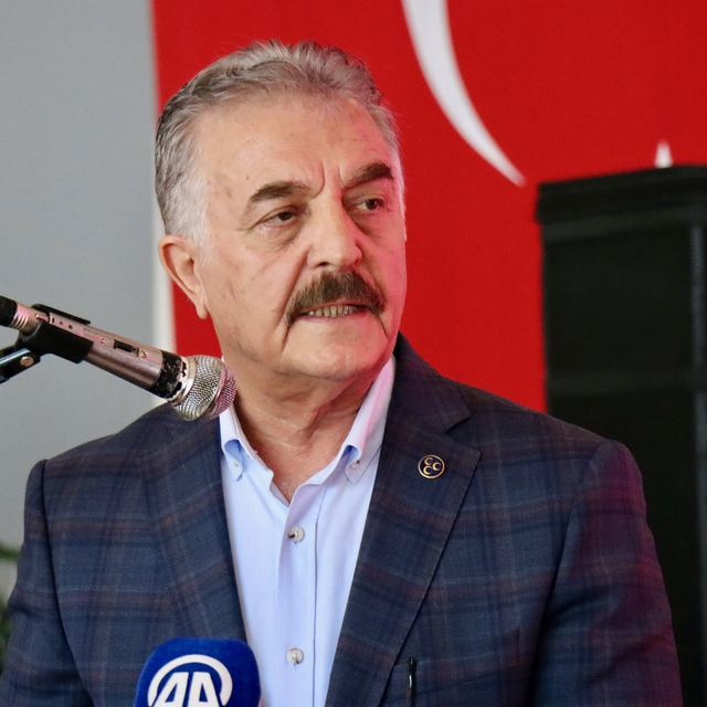 MHP Genel Sekreteri Büyükataman, Bursa'da üye katılım toplantısında konuştu...