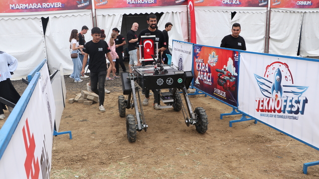 TEKNOFEST İnsansız Kara Aracı Yarışması Tekirdağ'da sürüyor