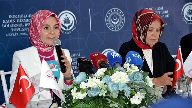 Bakan Göktaş: Aileyi, güçlü Türkiye'nin sarsılmaz bir kalesi haline getireceğiz (2)