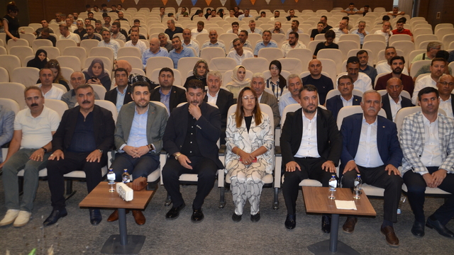 Muş'ta "Yeşil Dönüşüm ve İklim Farkındalığı" programı yapıldı