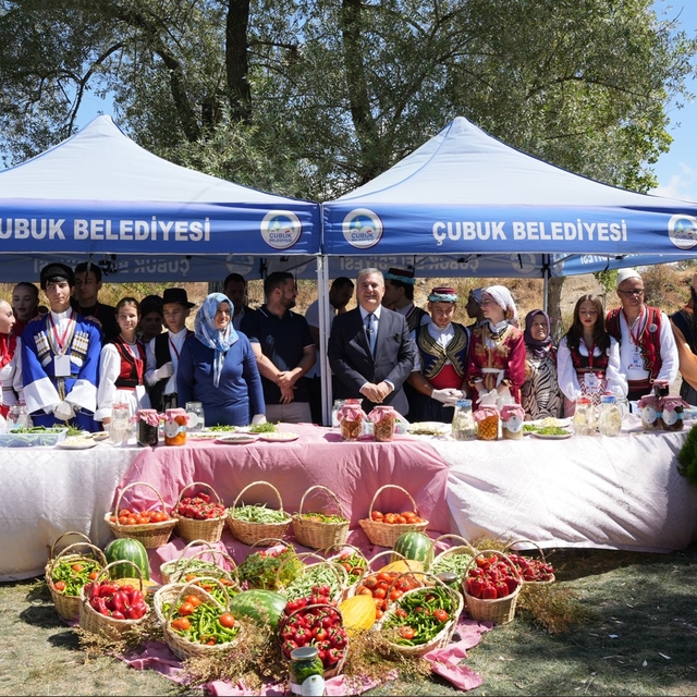 Çubuk Belediye Başkanı Demirbaş'tan festivale yönelik eleştirilere ilişkin...