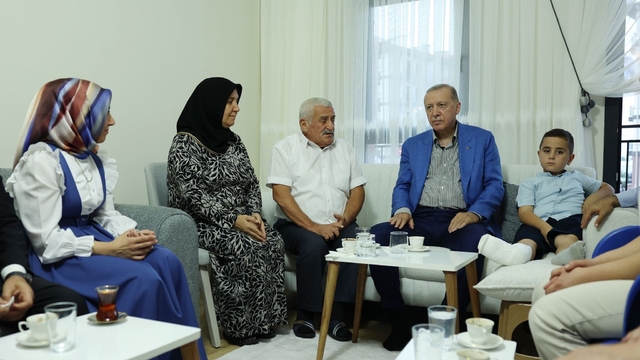 Cumhurbaşkanı Erdoğan: Şehitlerimizin ruhunu incitecek hiçbir işin içinde bugüne kadar olmadık (2)