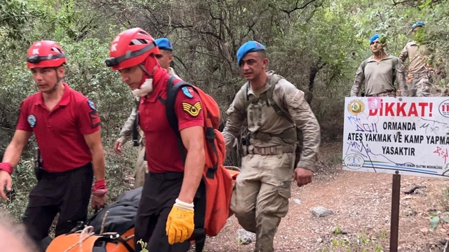 Likya Yolu'nda kaybolan Çinli turistin cansız bedeni bulundu (3)