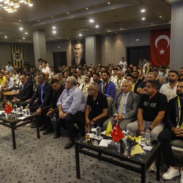 Fenerbahçe Kulübü Başkan Adayı Sadettin Saran, Mersin'de konuştu: