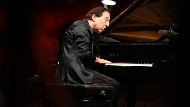 Fazıl Say ve Nakamura Hayato Kapadokya'da aynı sahnede buluştu