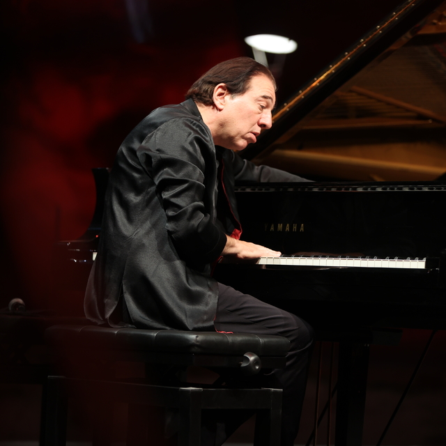 Fazıl Say ve Nakamura Hayato Kapadokya'da aynı sahnede buluştu