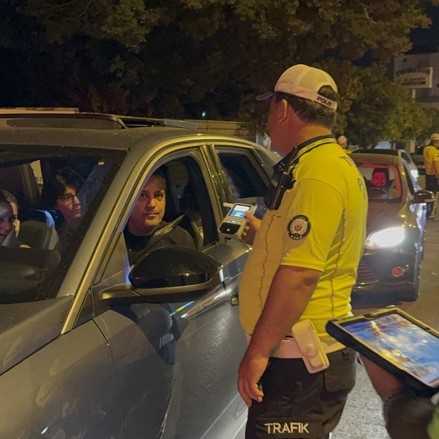Adana'da dron destekli trafik denetimi yapıldı