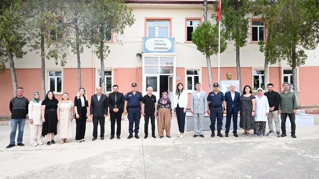 Kırklareli Valisi Turan, köy okullarındaki hazırlıkları inceledi