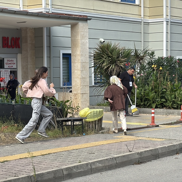 Samsun'da KPSS heyecanı; 2 aday sınava geç kaldı