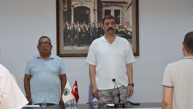 Kula Belediye Başkanı Dönmez'den CHP'li belediye meclis üyelerine tepki