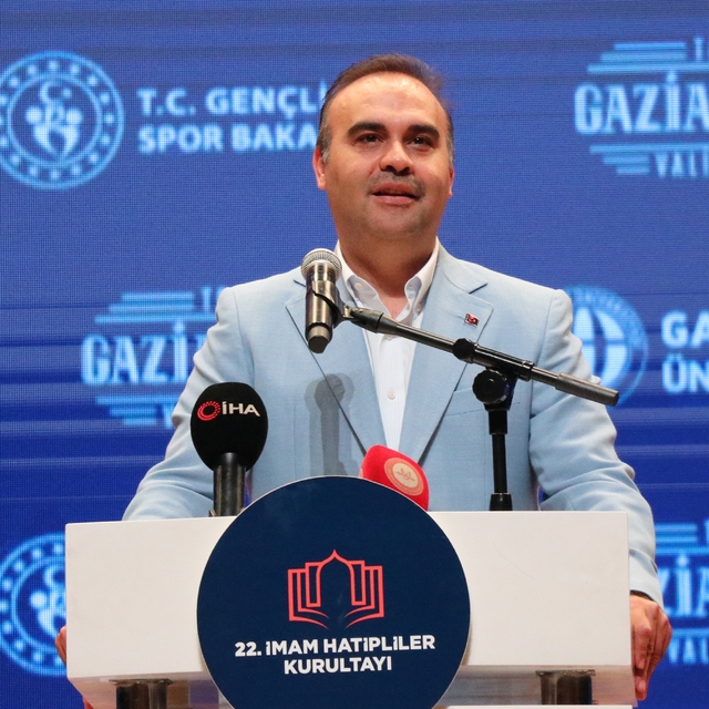 Bakan Kacır, Gaziantep'te 22. İmam Hatipliler Kurultayı'nda konuştu: