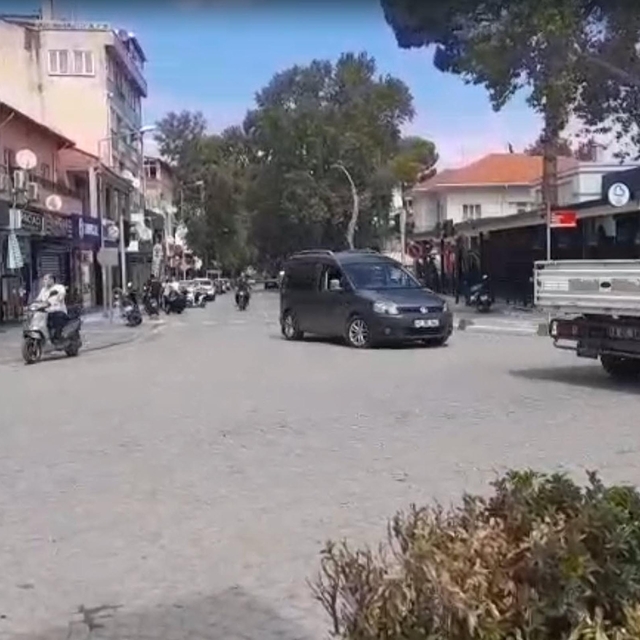 Balıkesir Sındırgı'da 4.9 ve 4.1 büyüklüğünde 2 deprem (2)