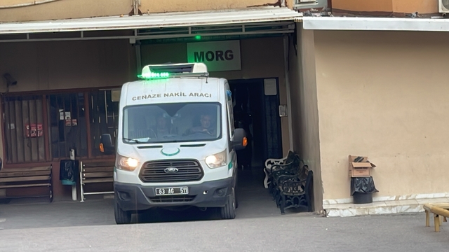 Otomobil şarampole devrildi: 1 ölü, 3 yaralı