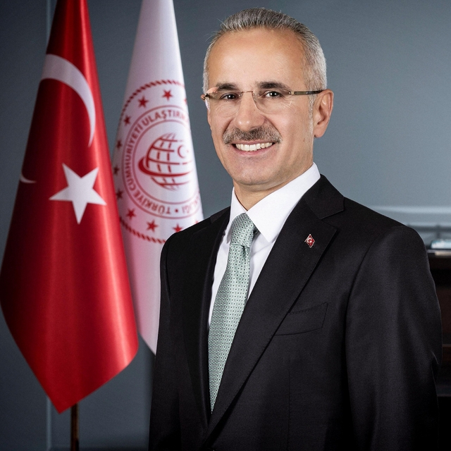 Bakan Uraloğlu: Yüzüncü Yıl Geri Dönüş Kavşağı'nı bu ay içinde hizmet açmay...