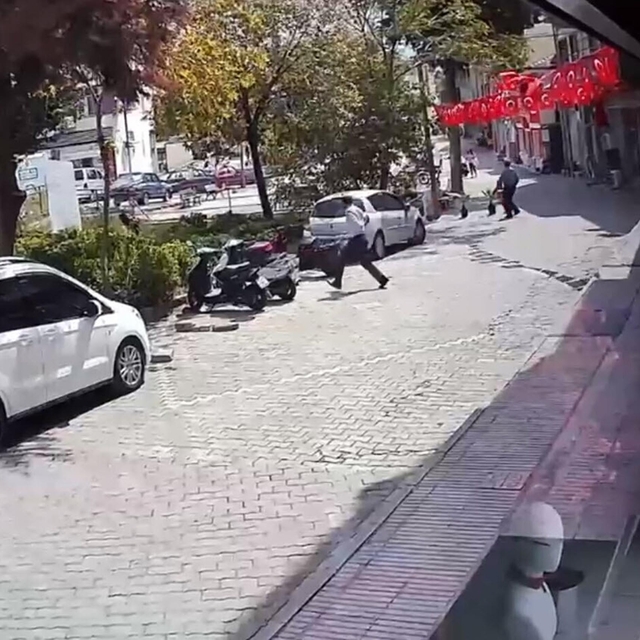 Balıkesir Sındırgı'da 4.9 ve 4.1 büyüklüğünde 2 deprem (4)