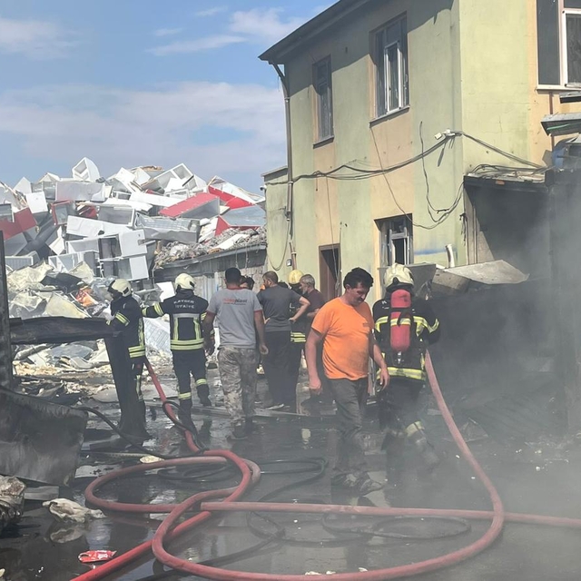 Kayseri'de hurdacıda çıkan yangın söndürüldü