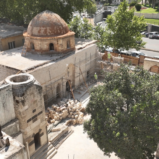Kahramanmaraş merkezli depremlerde hasar gören Boğazkesen Camisi'nde restor...