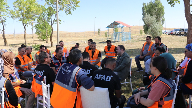 Ağrı'da AFAD gönüllülerinin katıldığı yarışma düzenlendi