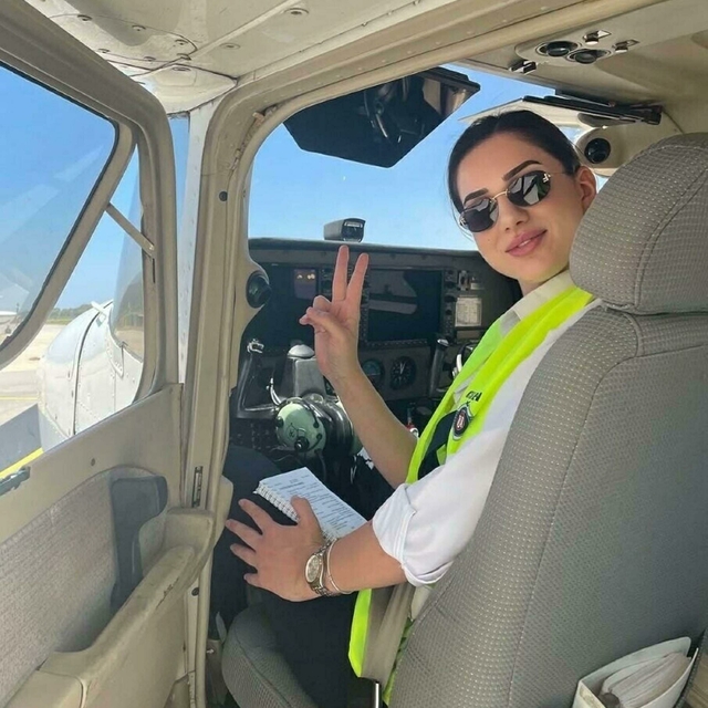 İzmir'deki uçak kazasının görüntüleri ortaya çıktı