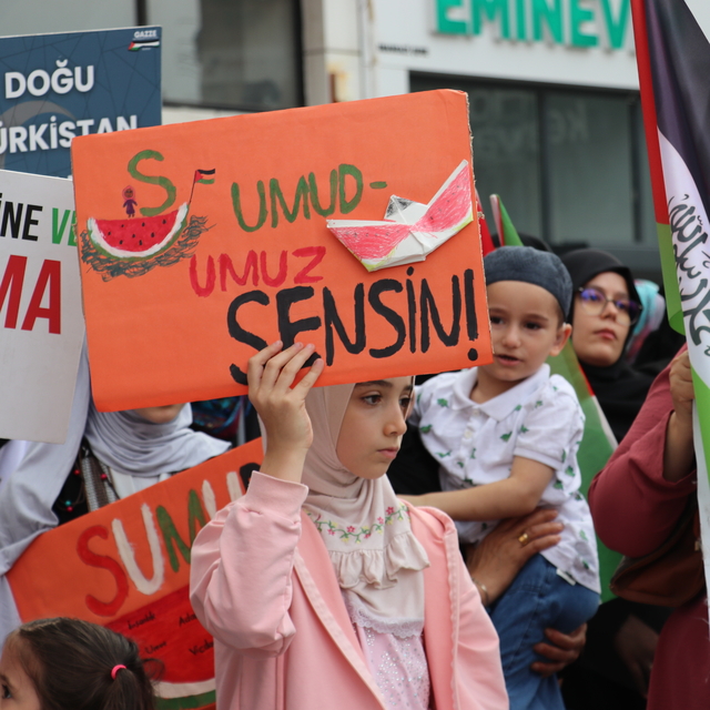 Bursa'da Filistin'e ve Küresel Sumud Filosu'na destek