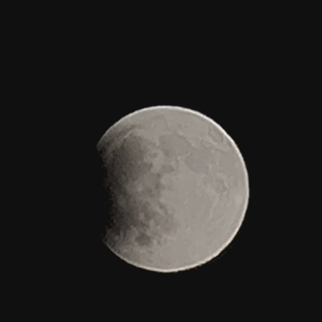 'Ay tutulması' Hakkari'de net bir şekilde izlendi