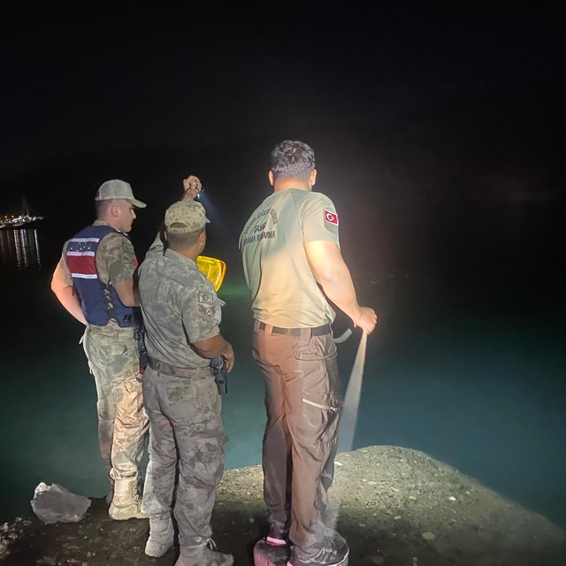 Şanlıurfa'da Fırat Nehri'ne giren çocuk boğuldu