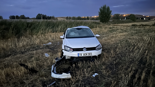 Çorum'da devrilen otomobildeki 1 kişi öldü, 4 kişi yaralandı