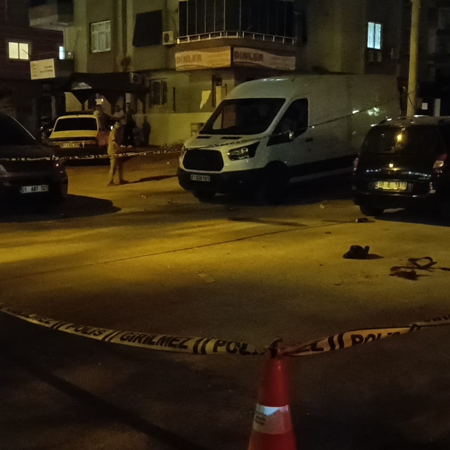 Düğünde çıkan kavgada tabancayla vuruldu