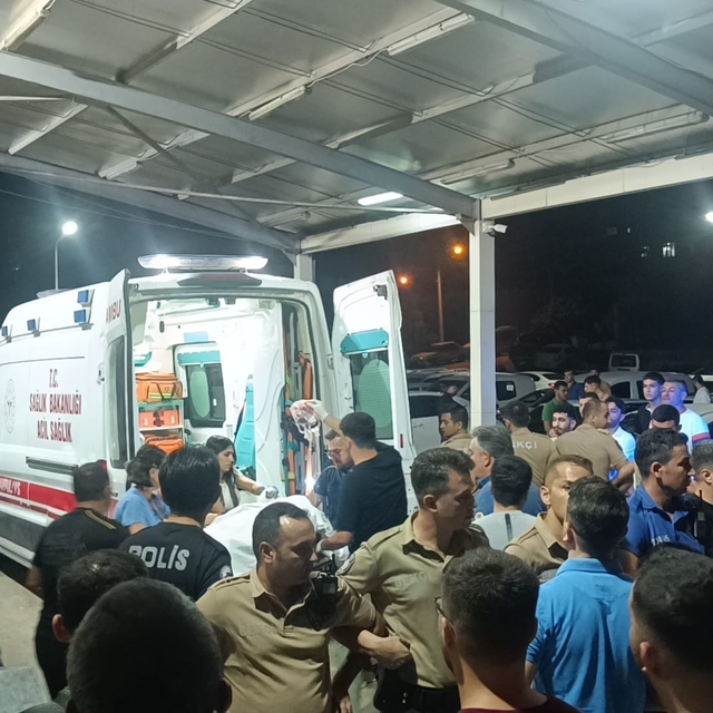 Adana'da düğünde çıkan silahlı kavgada 1 kişi yaralandı