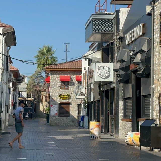 Marmaris'te, Barlar Sokağı'nda silahlı kavga: 1 ölü, 1 yaralı