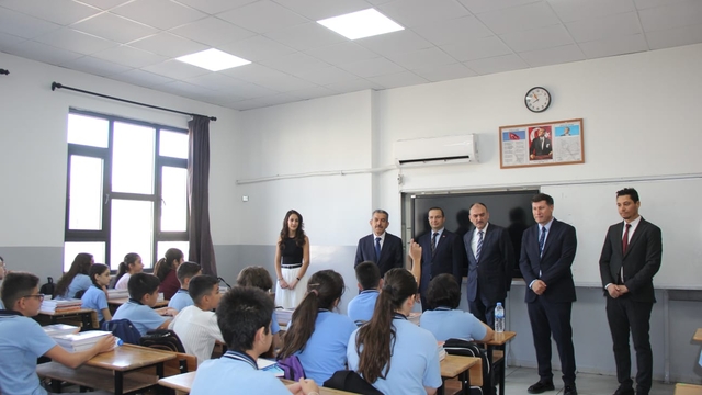 Cizre'de yeni eğitim öğretim yılı törenle başladı